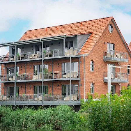Ferienresidenz Am Elbufer Altes Land Grünendeich